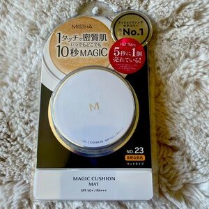Missha Magic Cushion Moisture Foundation 23 Natural Skin Color SPF50/ PA +++ 15g